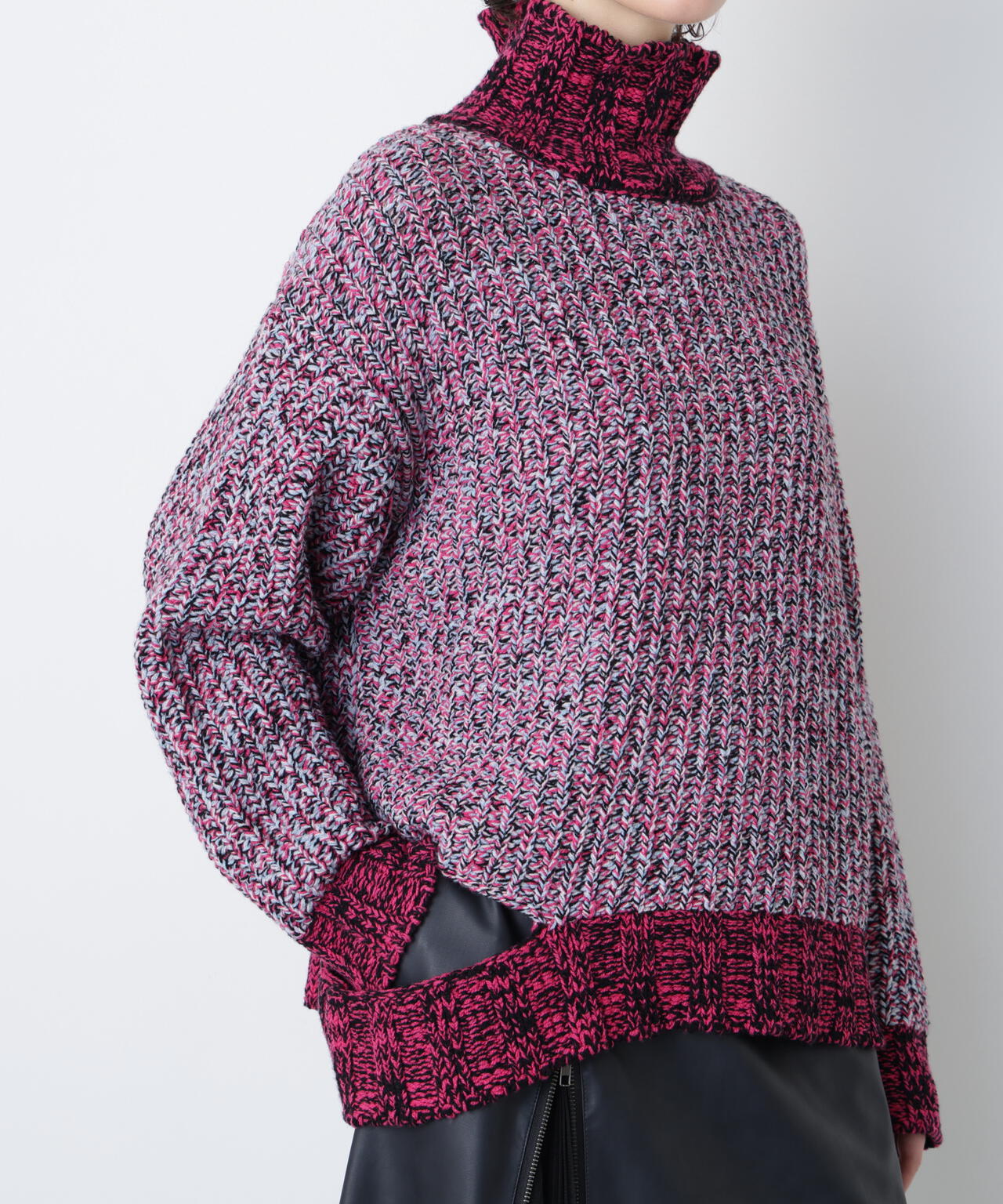Mixed Color Yarn Pullover