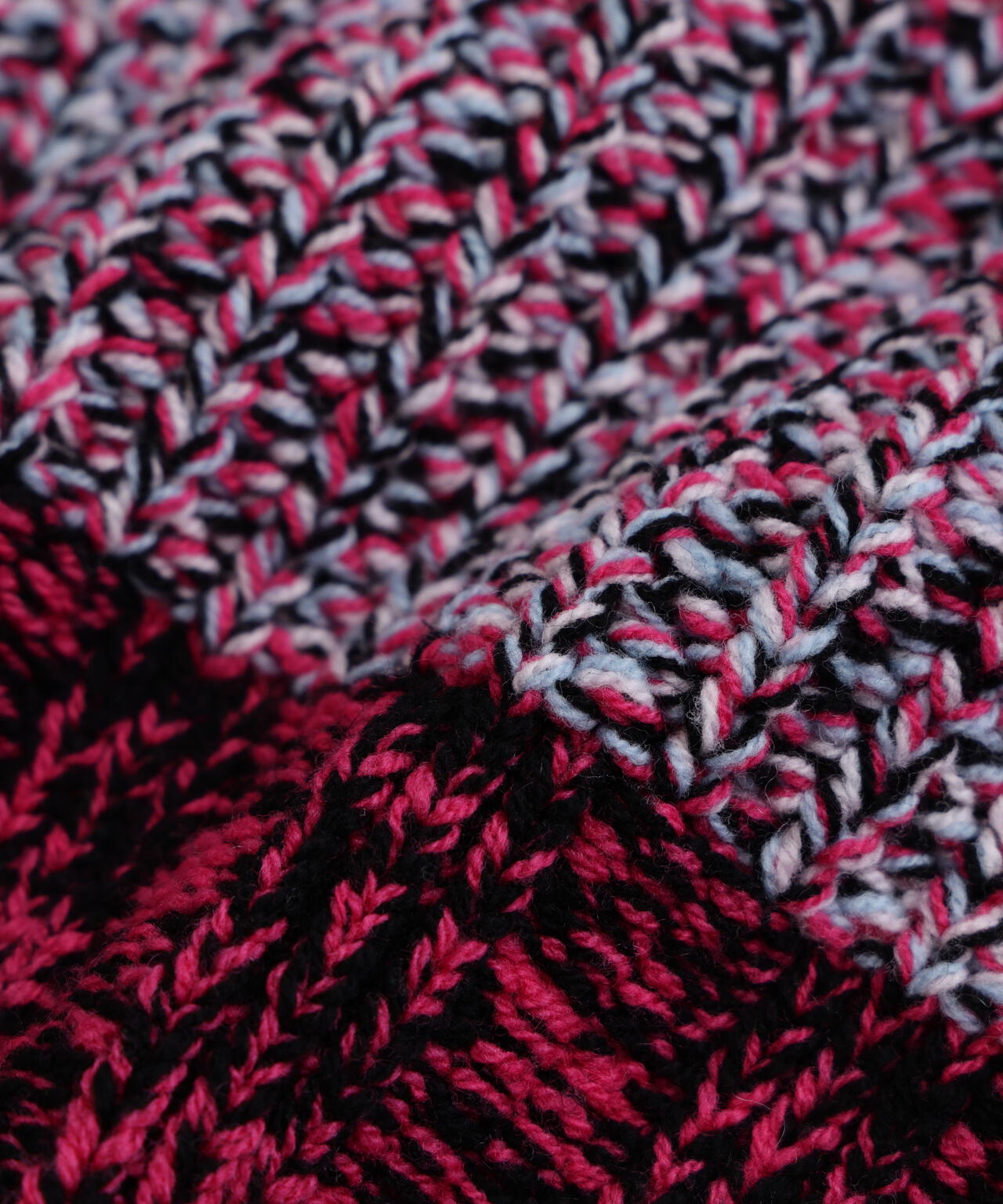 Mixed Color Yarn Pullover