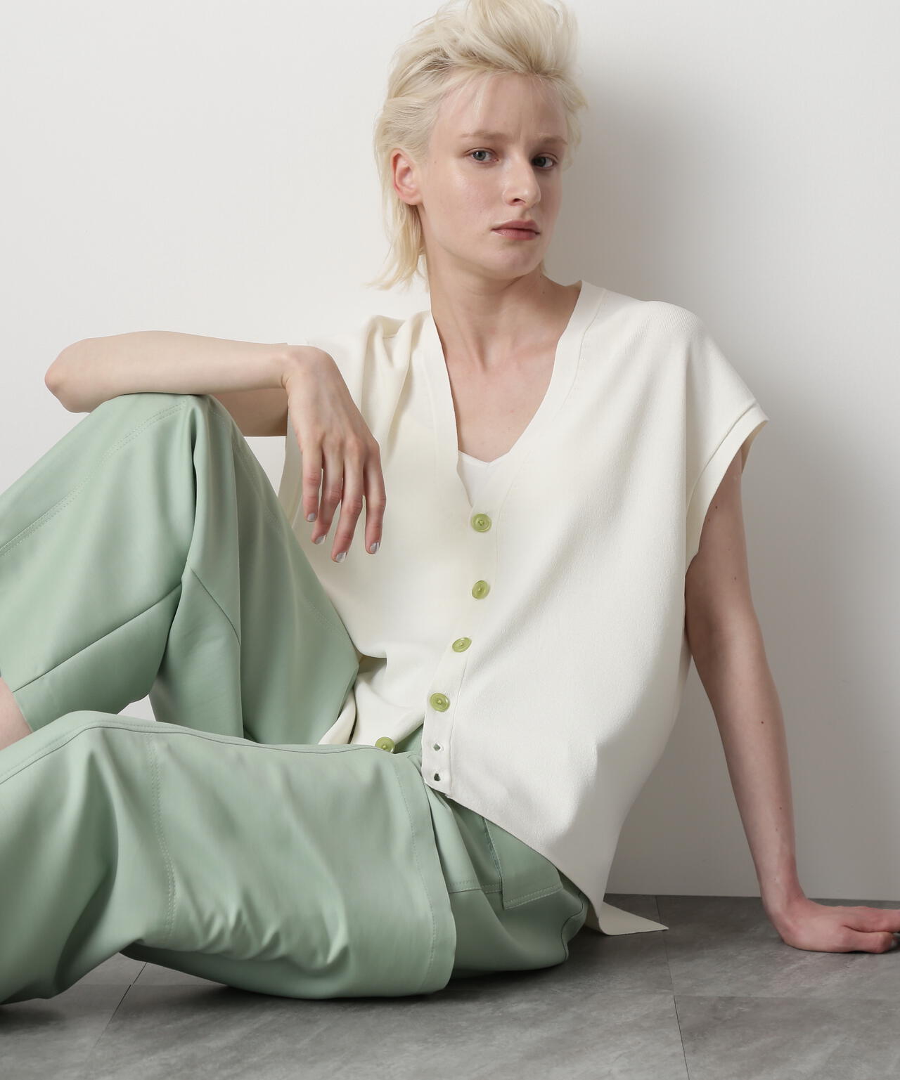 f1fd54f9-34a4-57aa-9aa4-2eb390f29457_Image