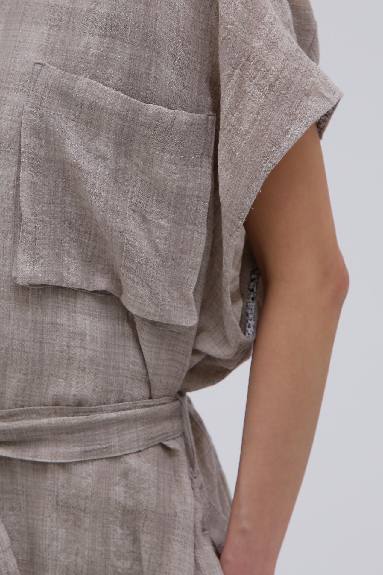 quitan / UNDYED TROPICAL WOOL