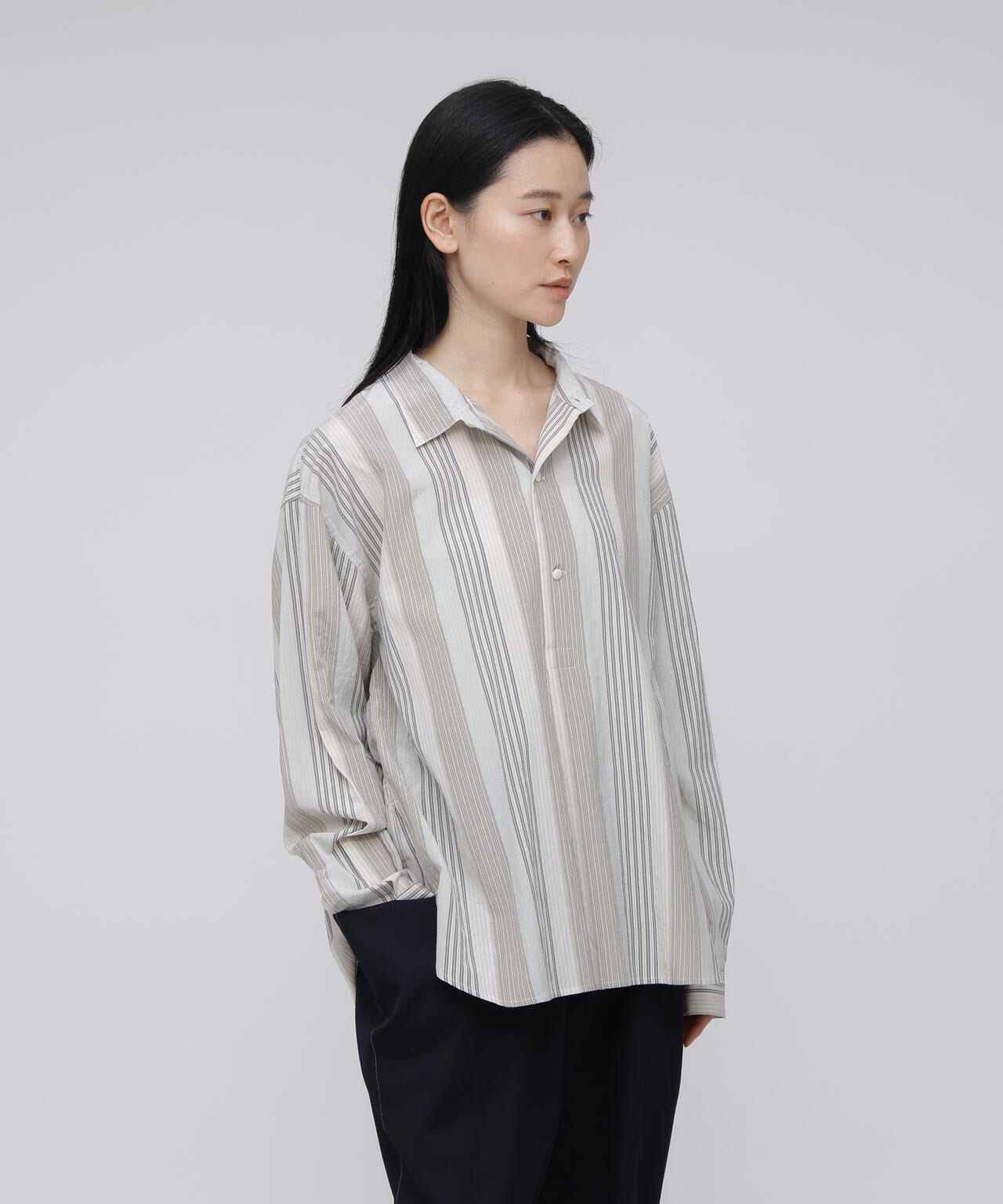 quitan / COTTON SILK 'STRIKE-OFF' STRIPE SMALL COLLAR PULLOVER SHIRT