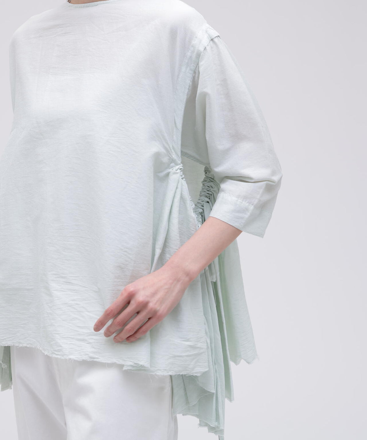 quitan / KHADI COTTON SILK GIRL'S BLOUSE IN DHANETAH JAT