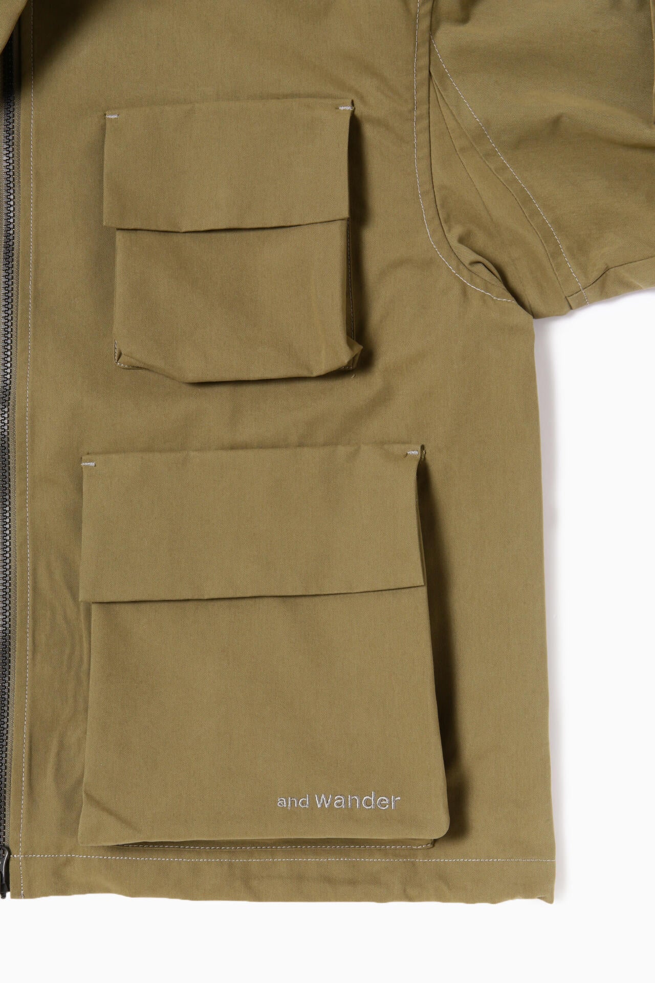 cbde15a6-46d4-58be-b566-37f832e100fd_Image