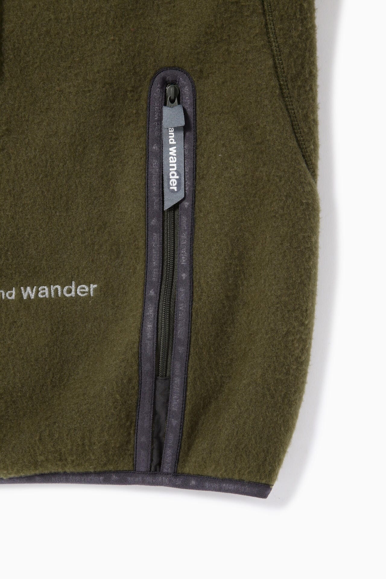 01c601ca-8137-5f7b-b7ff-0ee92b984f86_Image