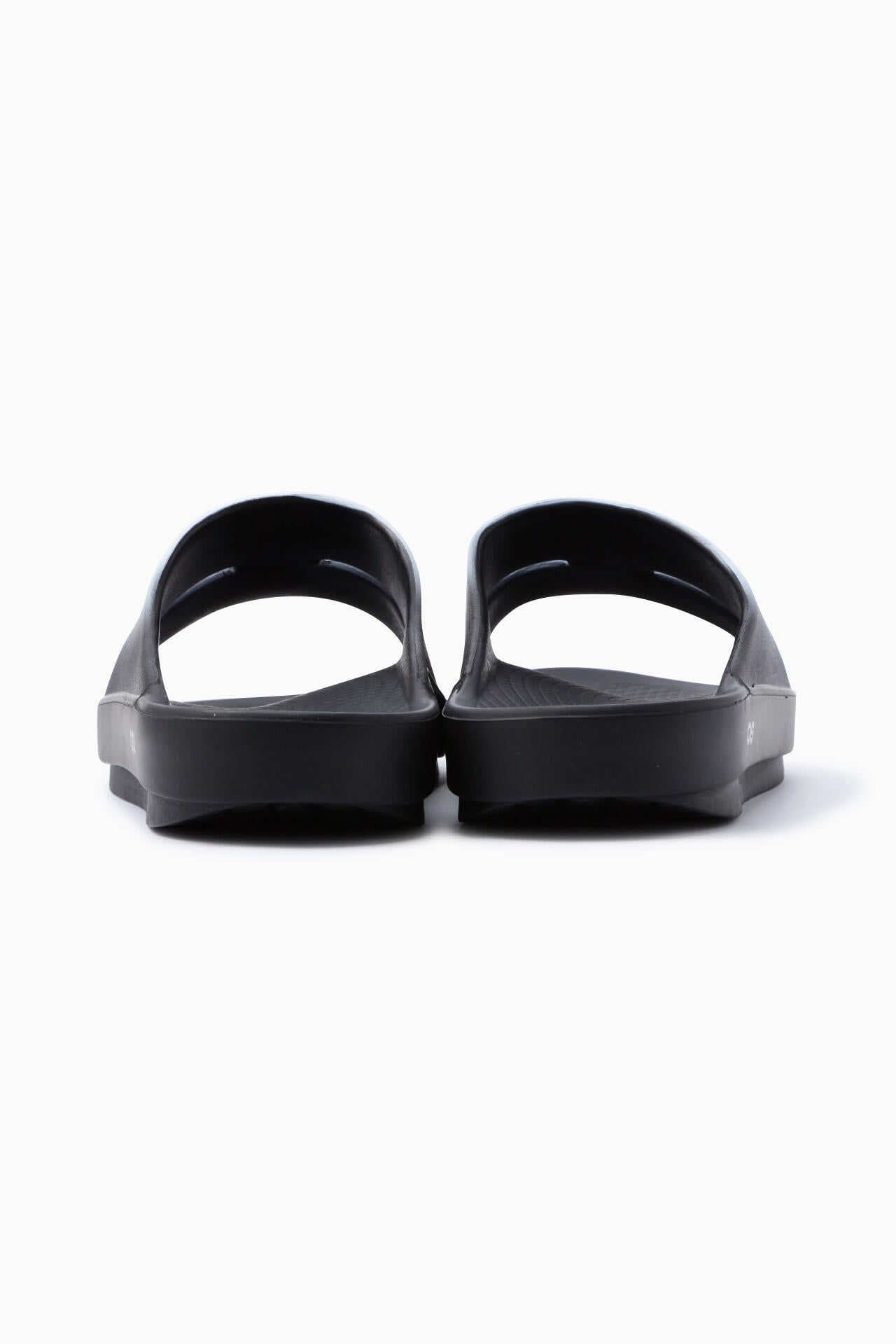 OOFOS ahh × and wander recovery sandal