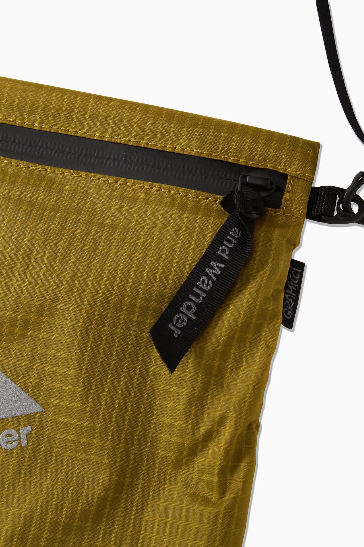 GRAMICCI × and wander nylon sacoche