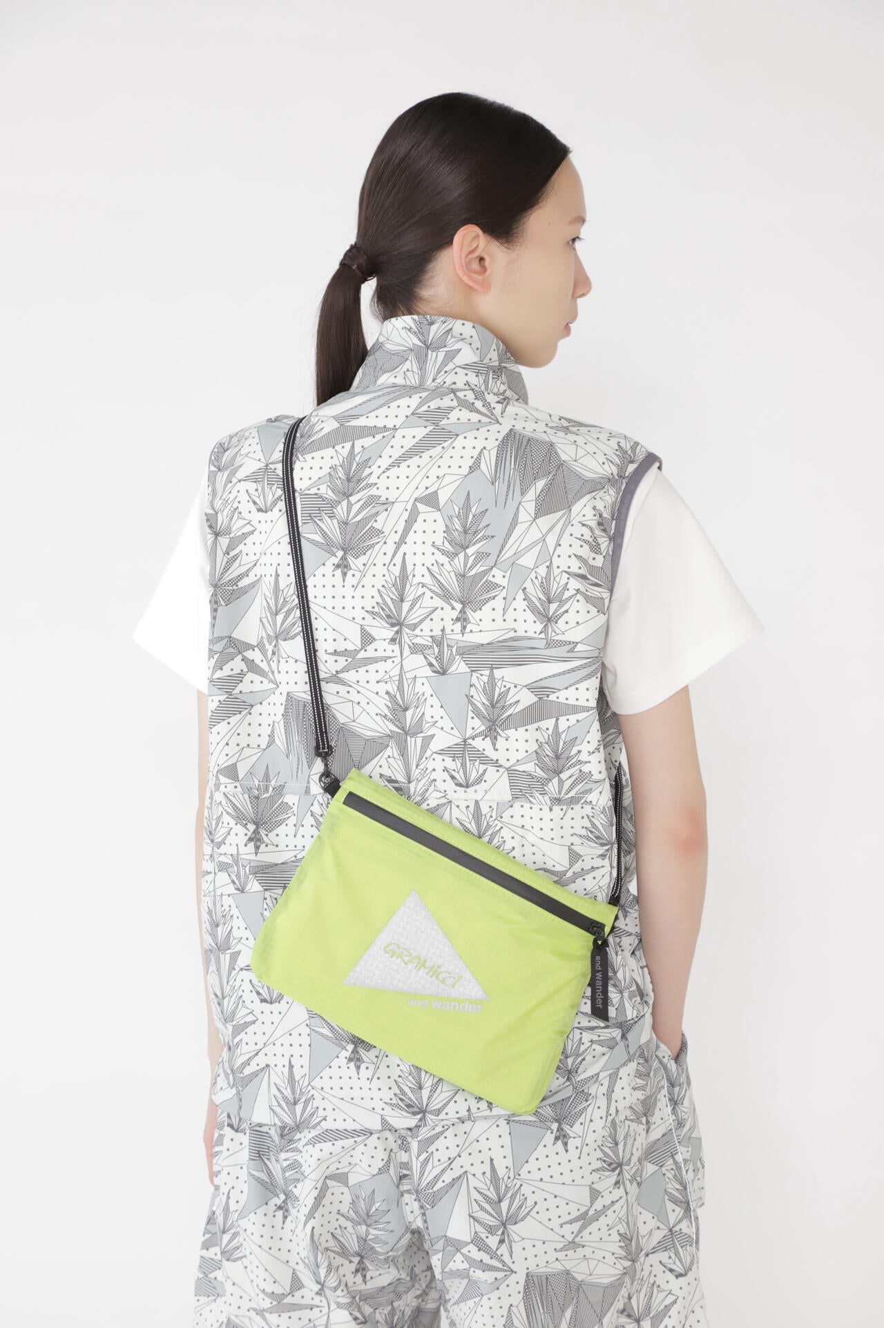 GRAMICCI × and wander nylon sacoche