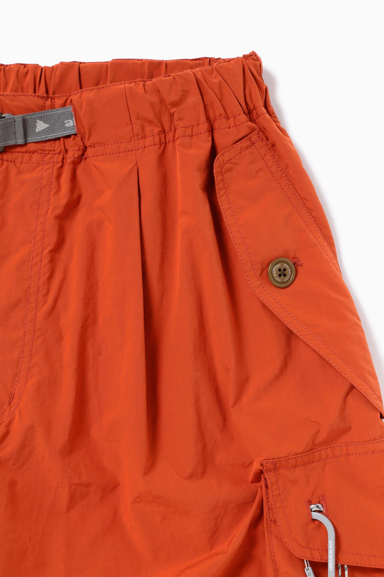 oversized cargo pants