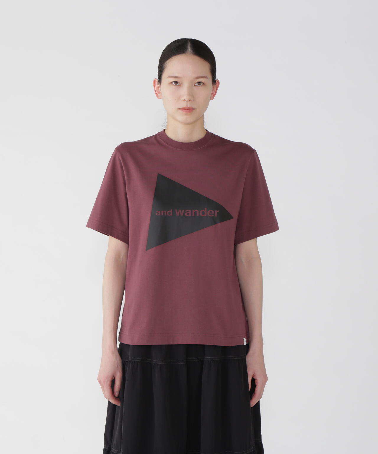 and wander logo SS T | コットン ドライ ロゴTシャツ