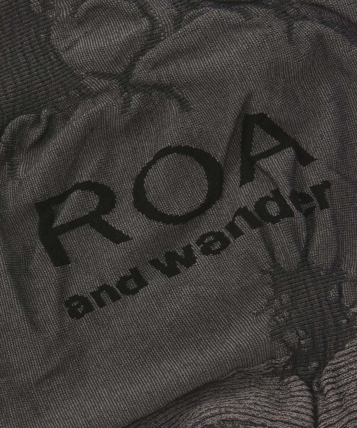 ROA x and wander 3D neck warmer