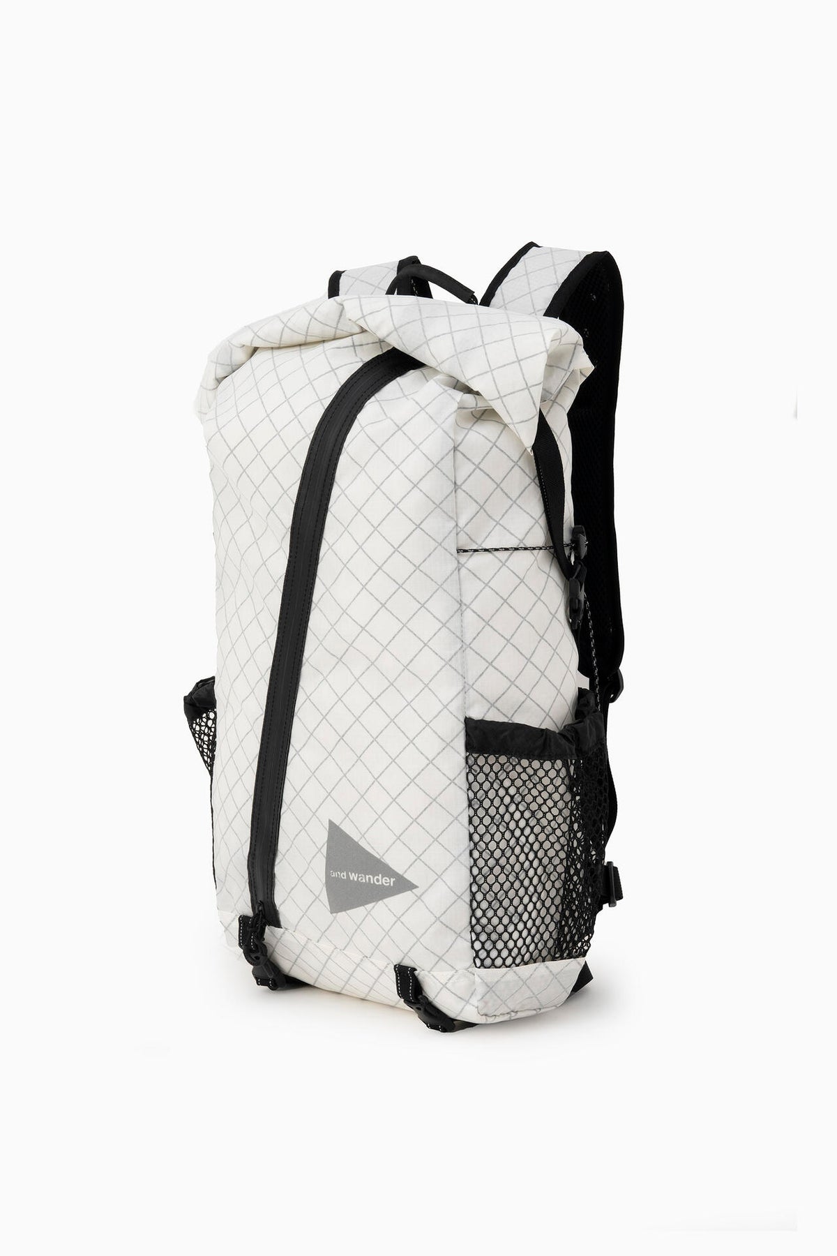 ECOPAK 18L backpack | ECOPAK リサイクルポリエステル 18L バックパック