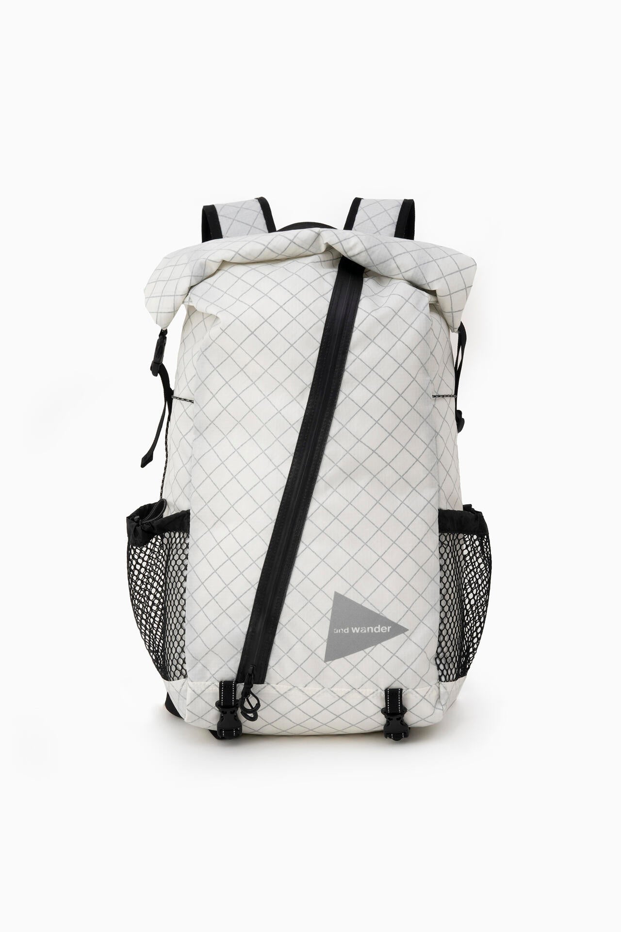 ECOPAK 18L backpack | ECOPAK リサイクルポリエステル 18L バックパック