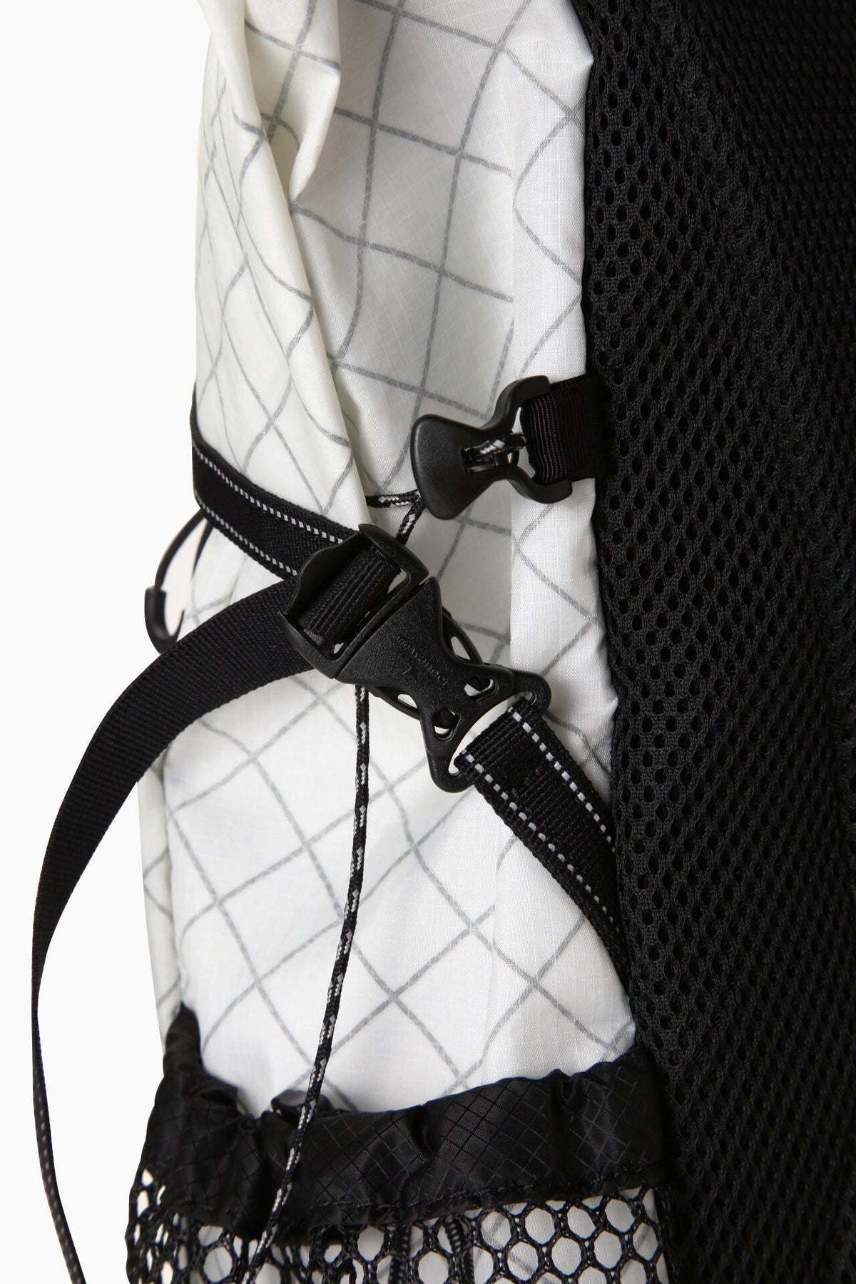 ECOPAK 18L backpack | ECOPAK リサイクルポリエステル 18L バックパック