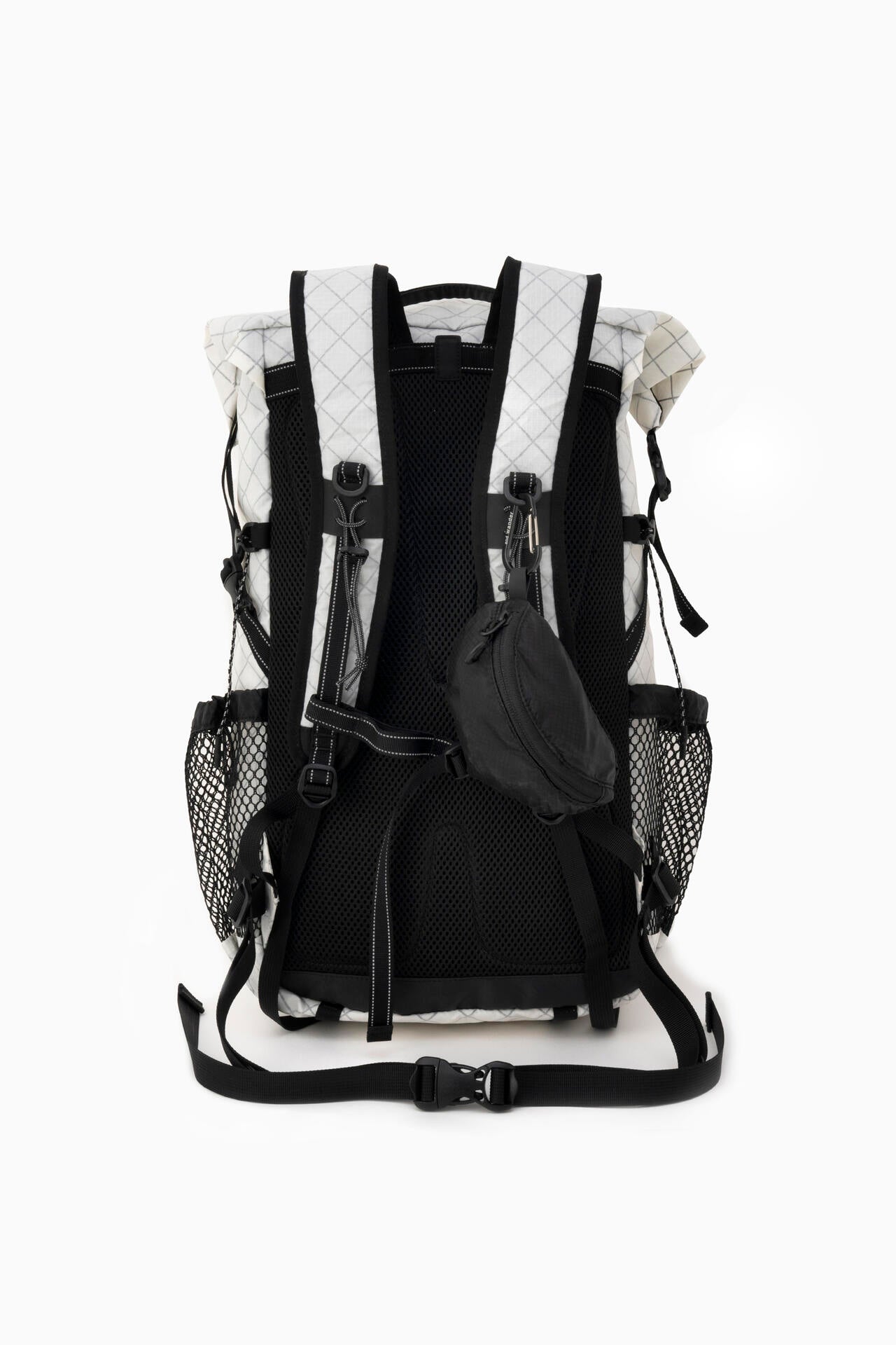ECOPAK 18L backpack | ECOPAK リサイクルポリエステル 18L バックパック