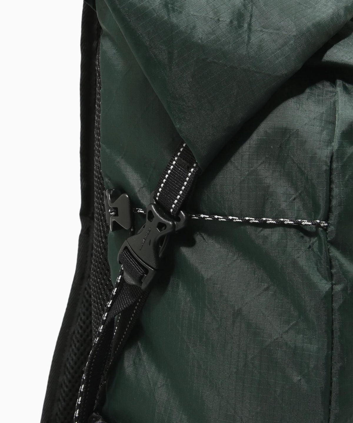 ECOPAK 18L backpack | ECOPAK リサイクルポリエステル 18L バックパック
