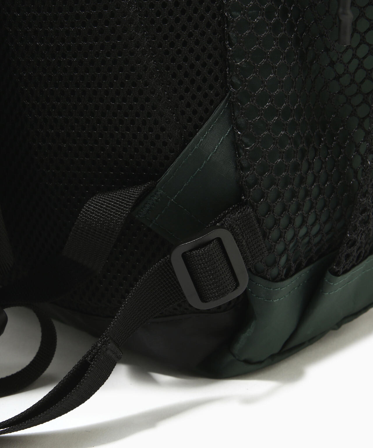 ECOPAK 18L backpack | ECOPAK リサイクルポリエステル 18L バックパック