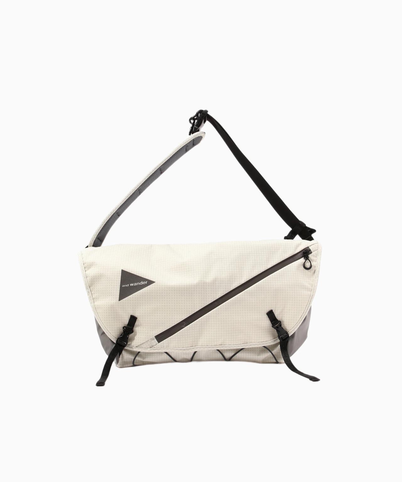 ocean rip messenger bag