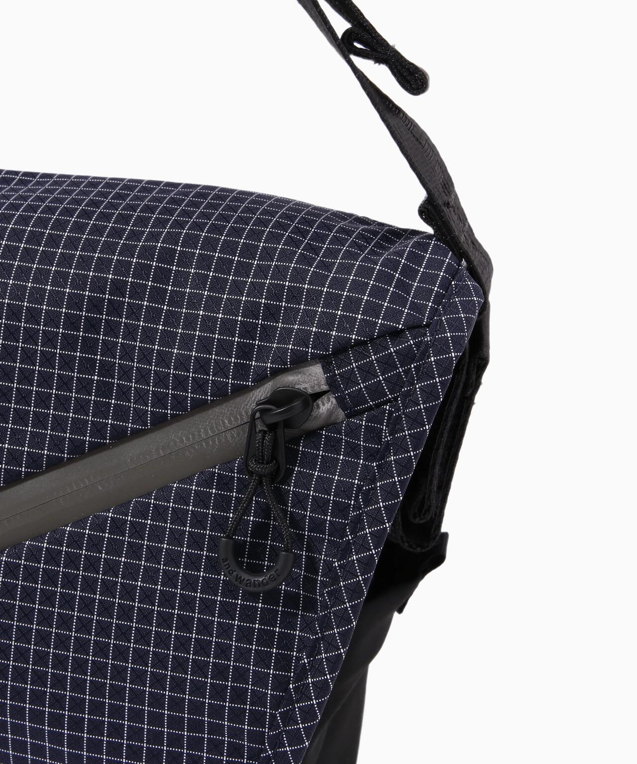 ocean rip messenger bag