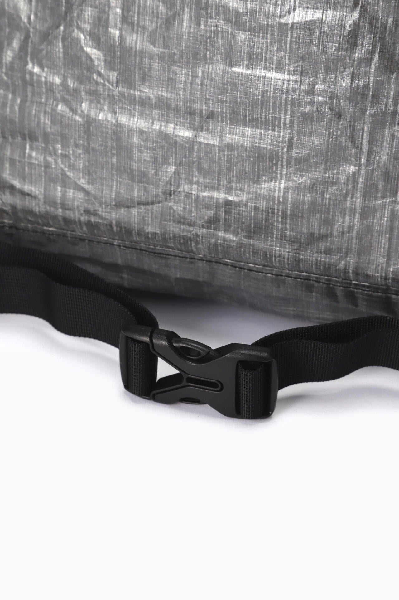 UL backpack with Dyneema