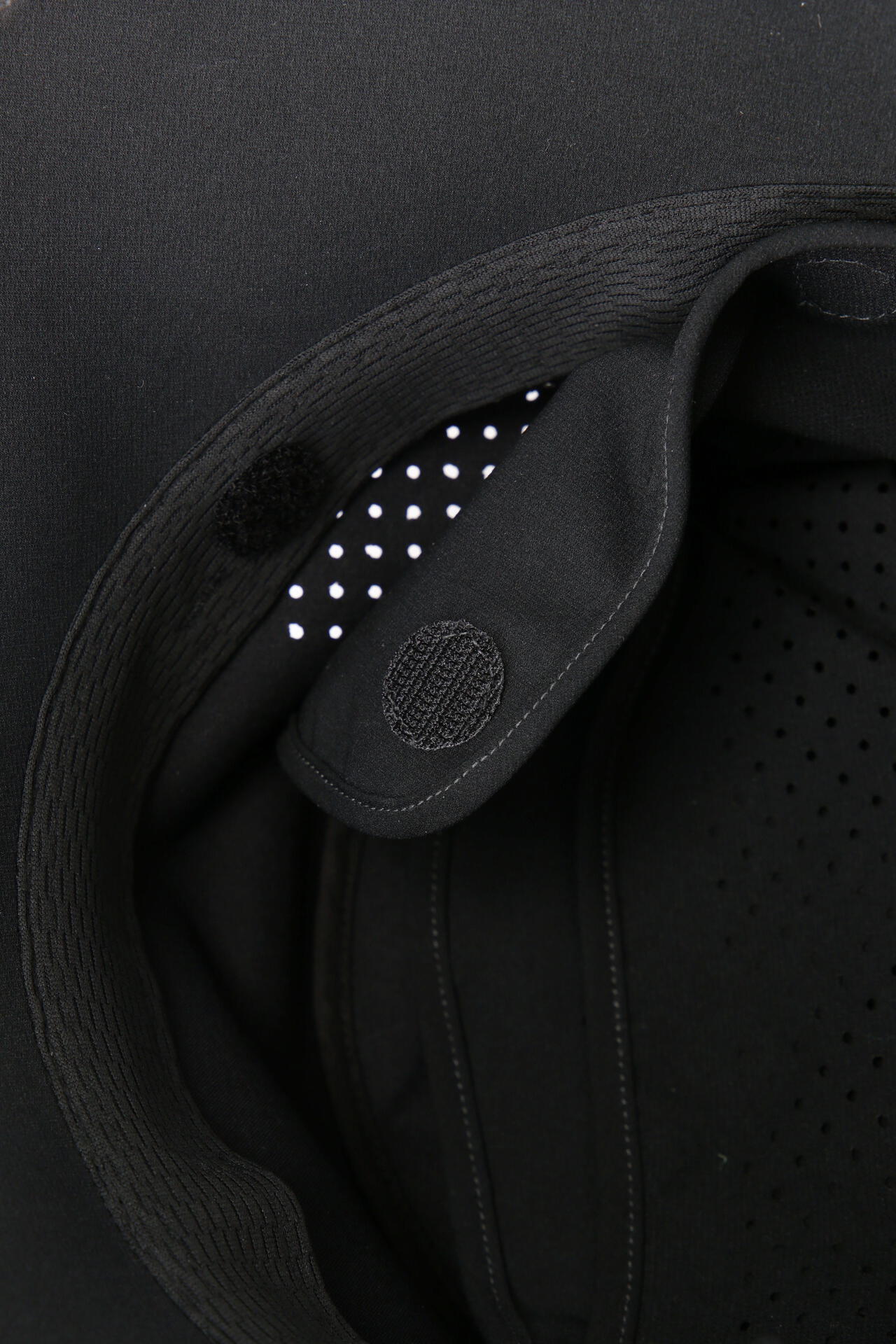 tech hat