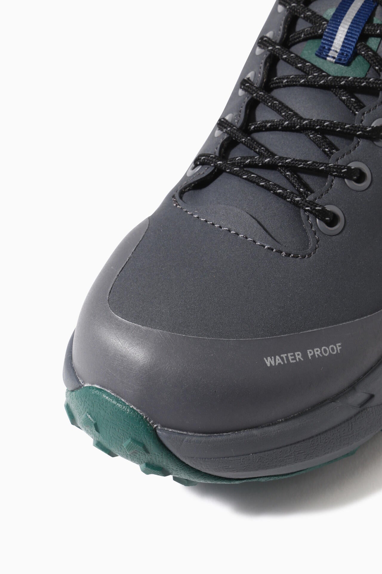 waterproof trek shoes low