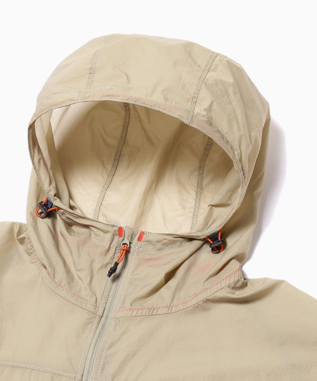 Altra × and wander ventilation wind jacket