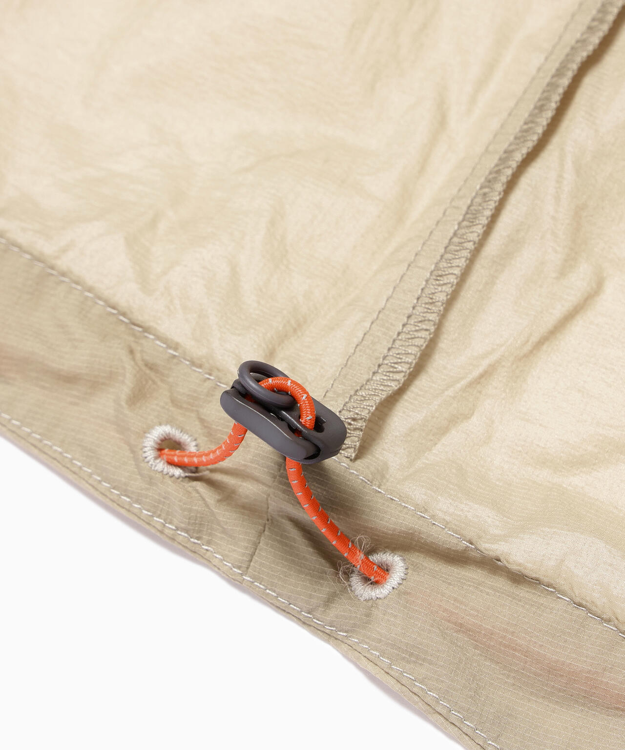 Altra × and wander ventilation wind jacket