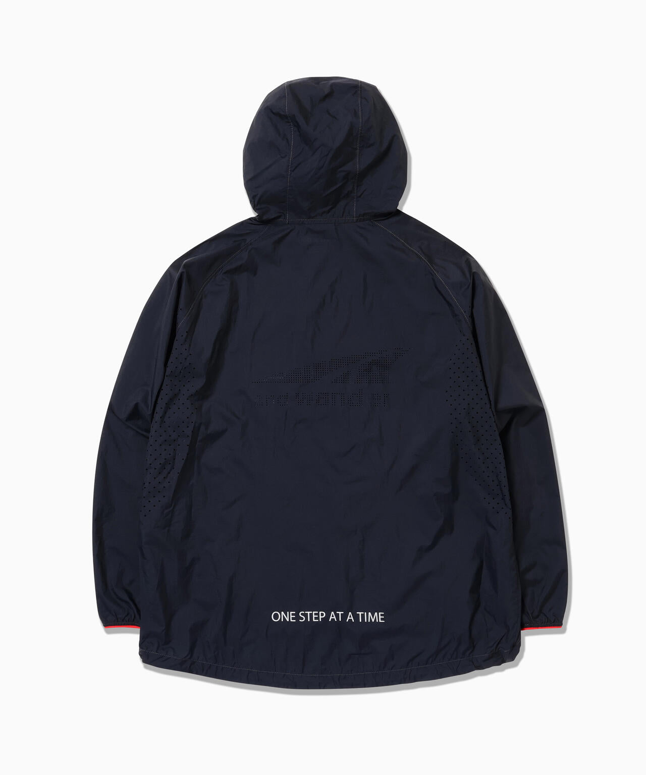 Altra × and wander ventilation wind jacket