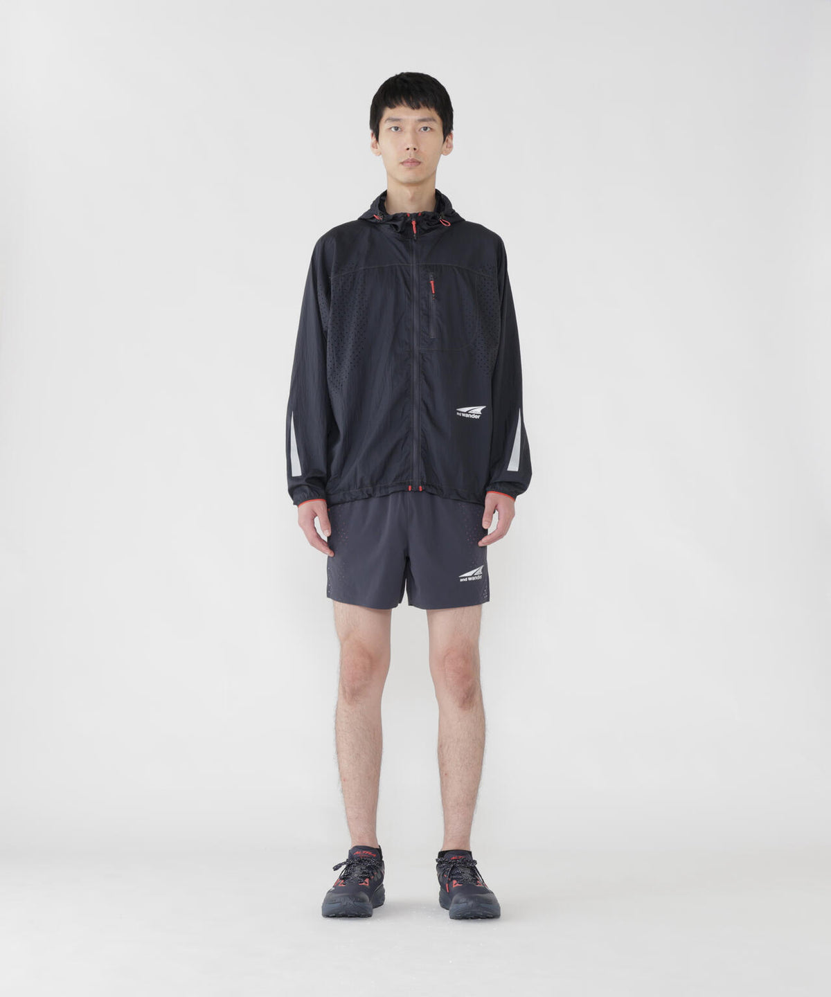 Altra × and wander ventilation wind jacket