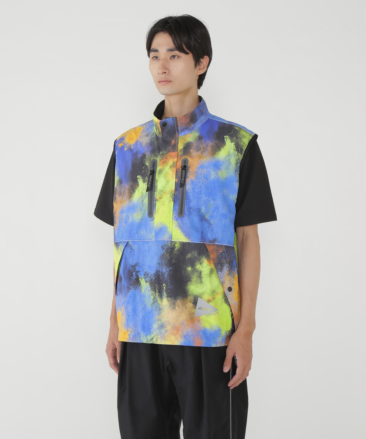 Gramicci × and wander brushed nylon vest