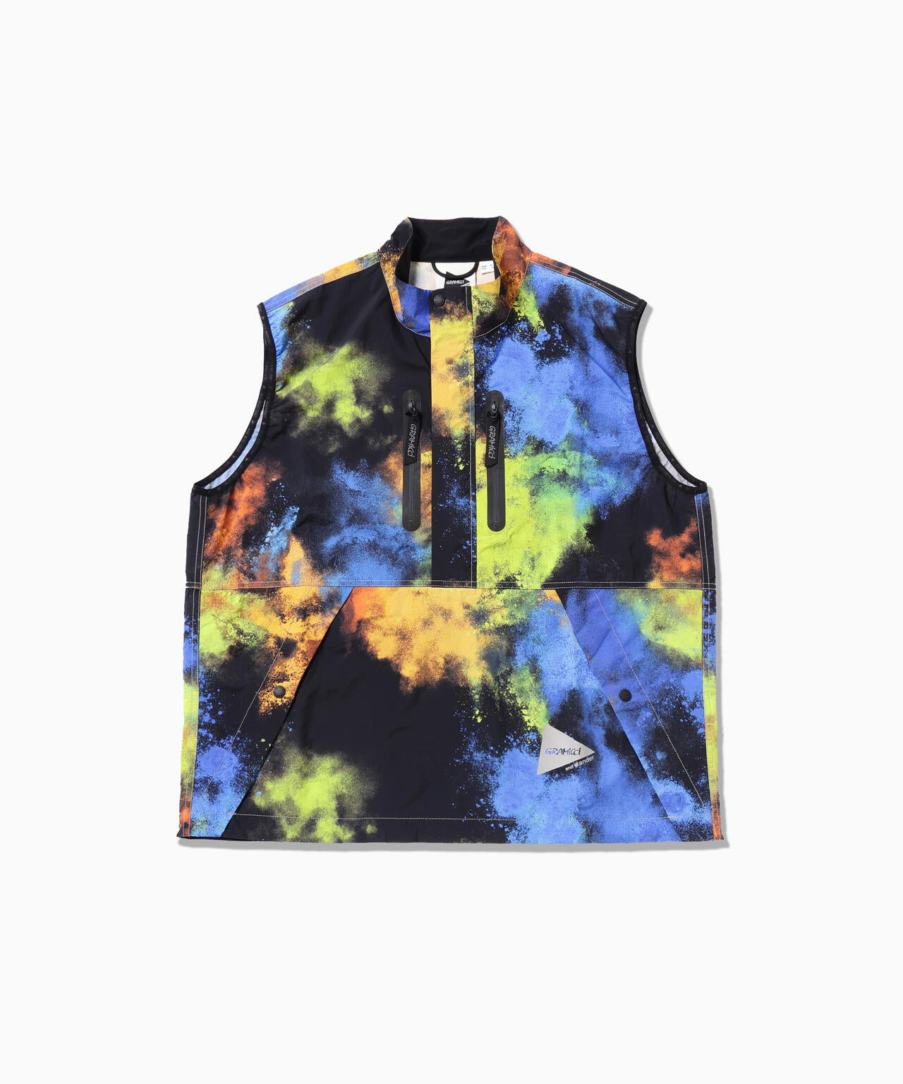 Gramicci × and wander brushed nylon vest