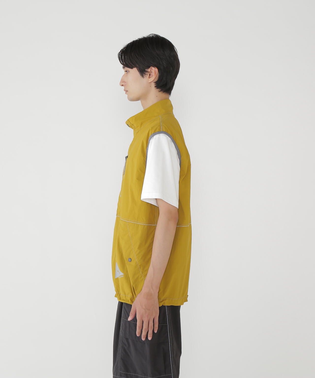 Gramicci × and wander brushed nylon vest