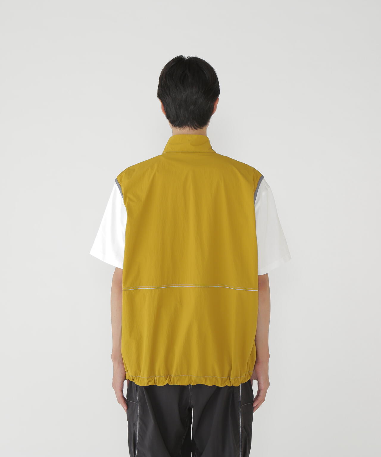 Gramicci × and wander brushed nylon vest