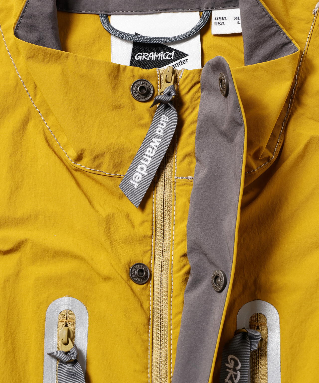 Gramicci × and wander brushed nylon vest