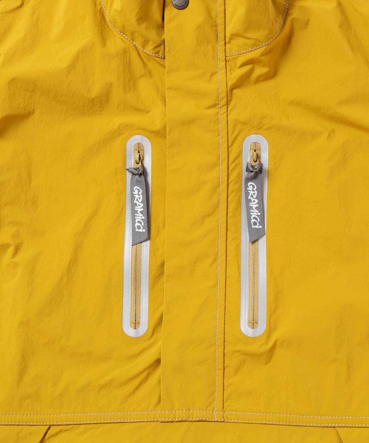 Gramicci × and wander brushed nylon vest