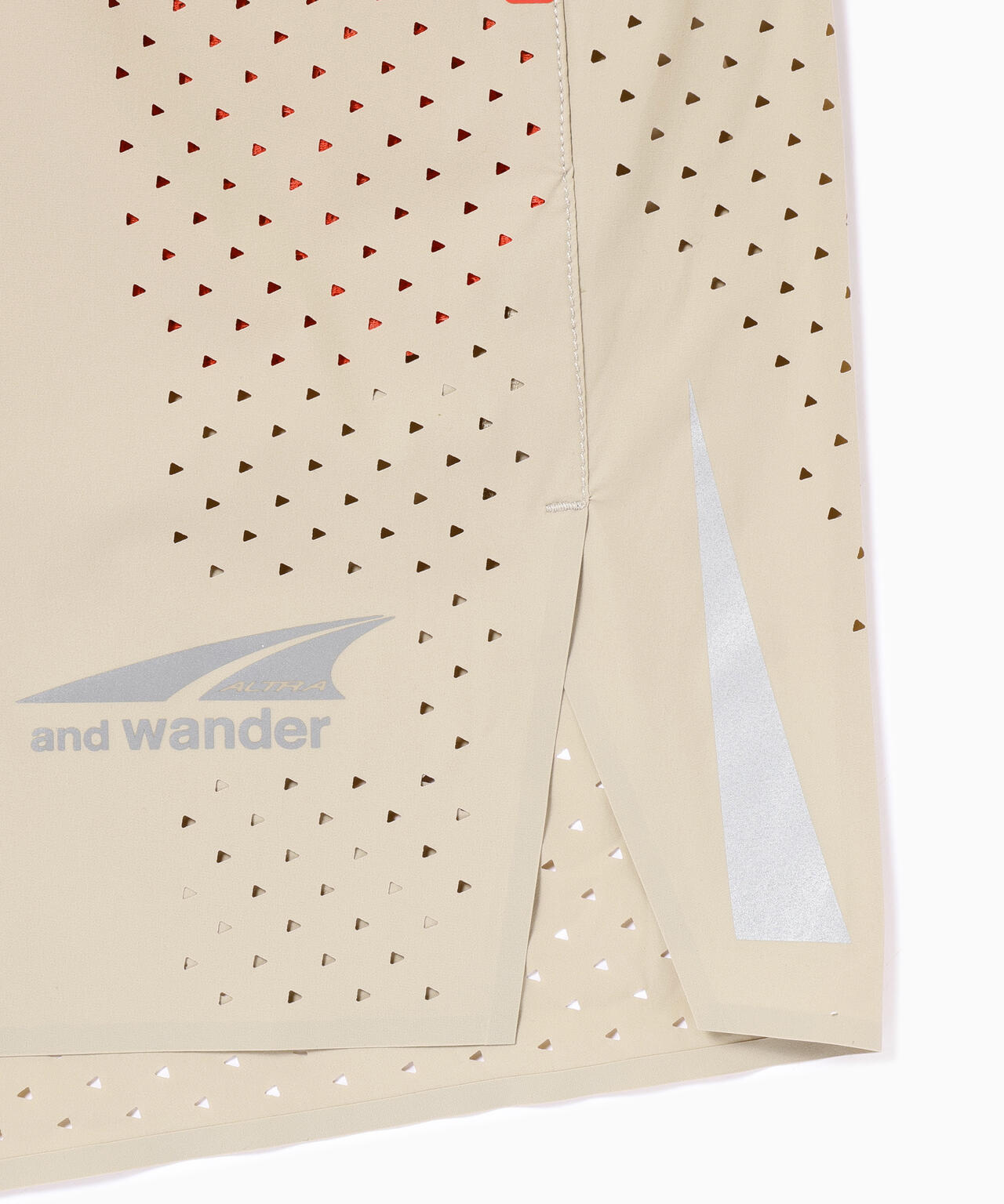 Altra × and wander ventilation short pants