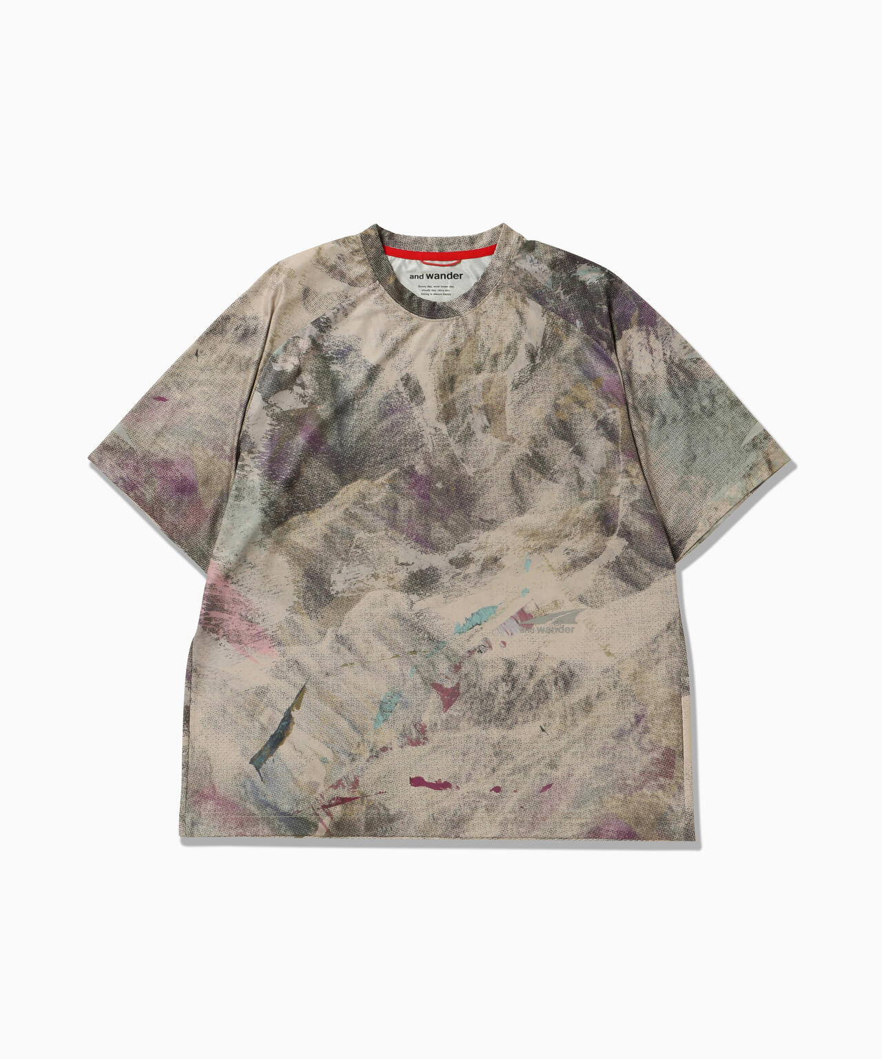 Altra × and wander graphic SS T