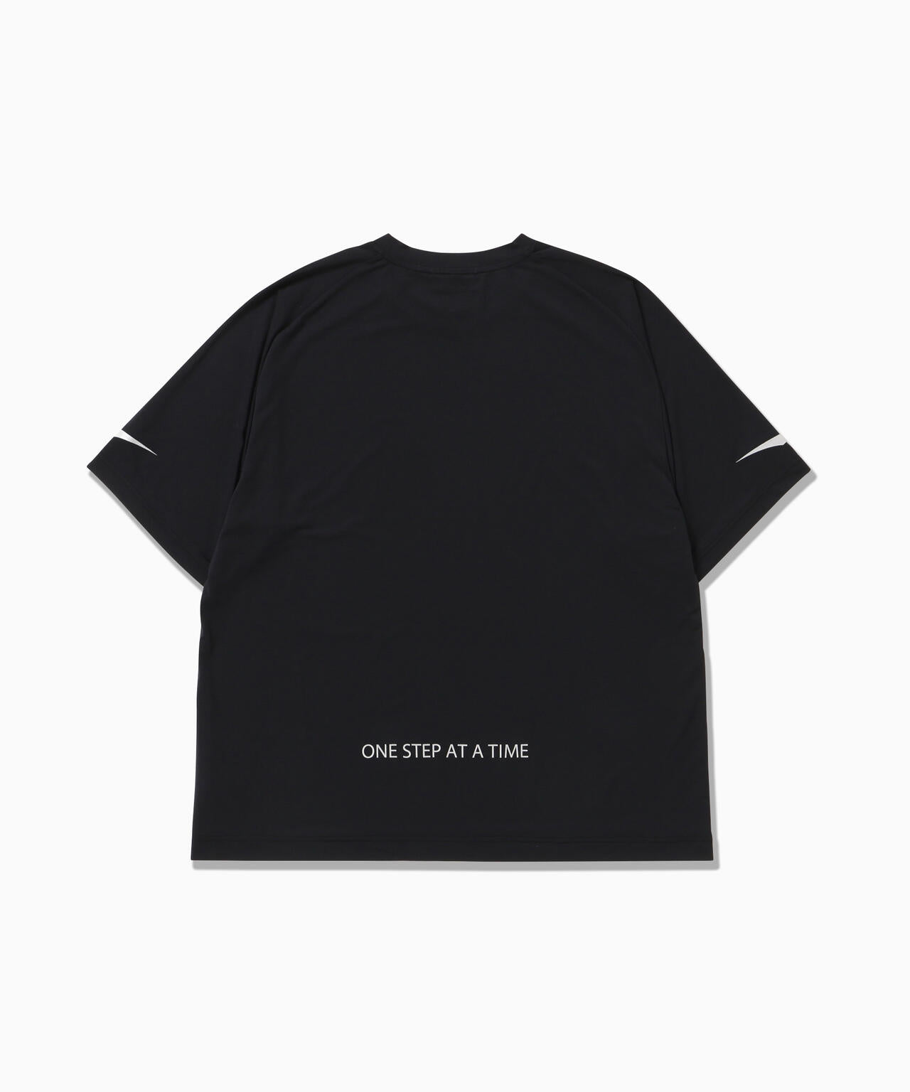 Altra × and wander SS T