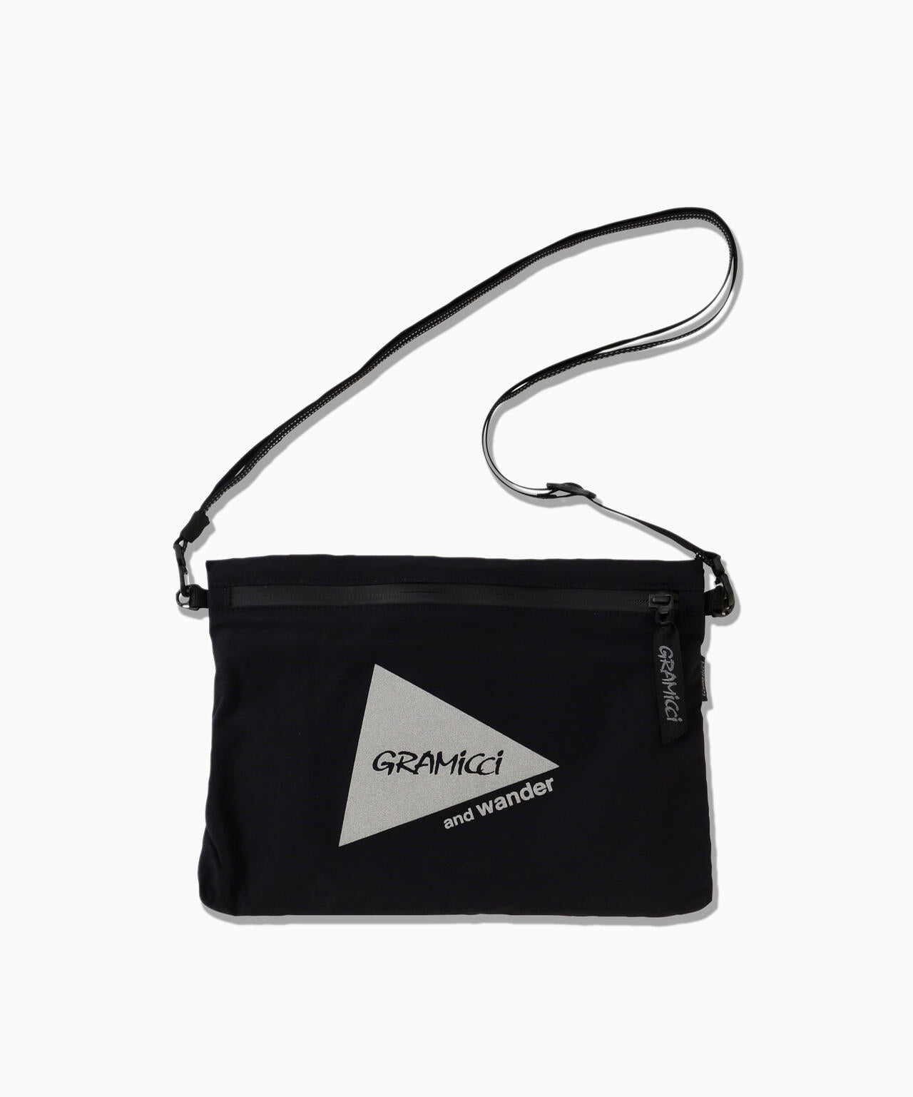 Gramicci × and wander nylon sacoche