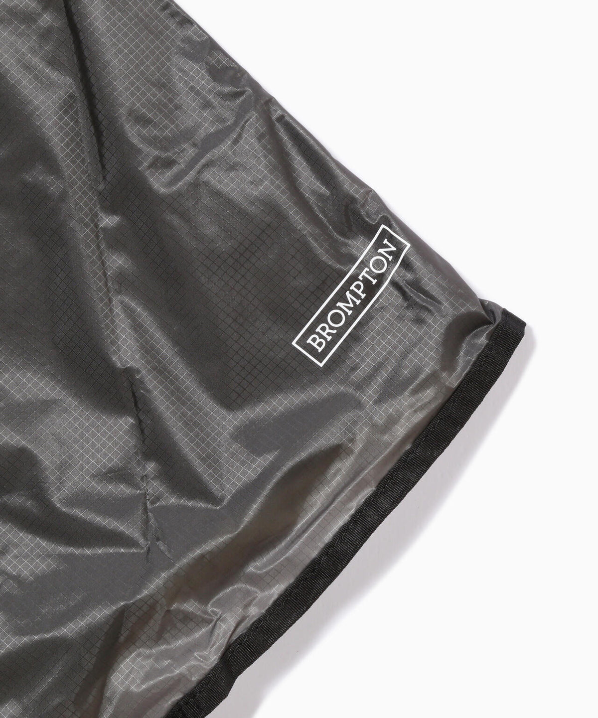 Brompton × sil poncho