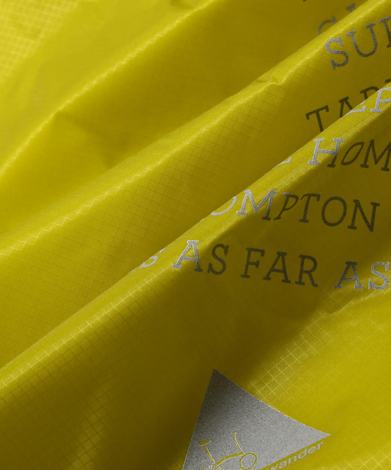 Brompton × sil poncho