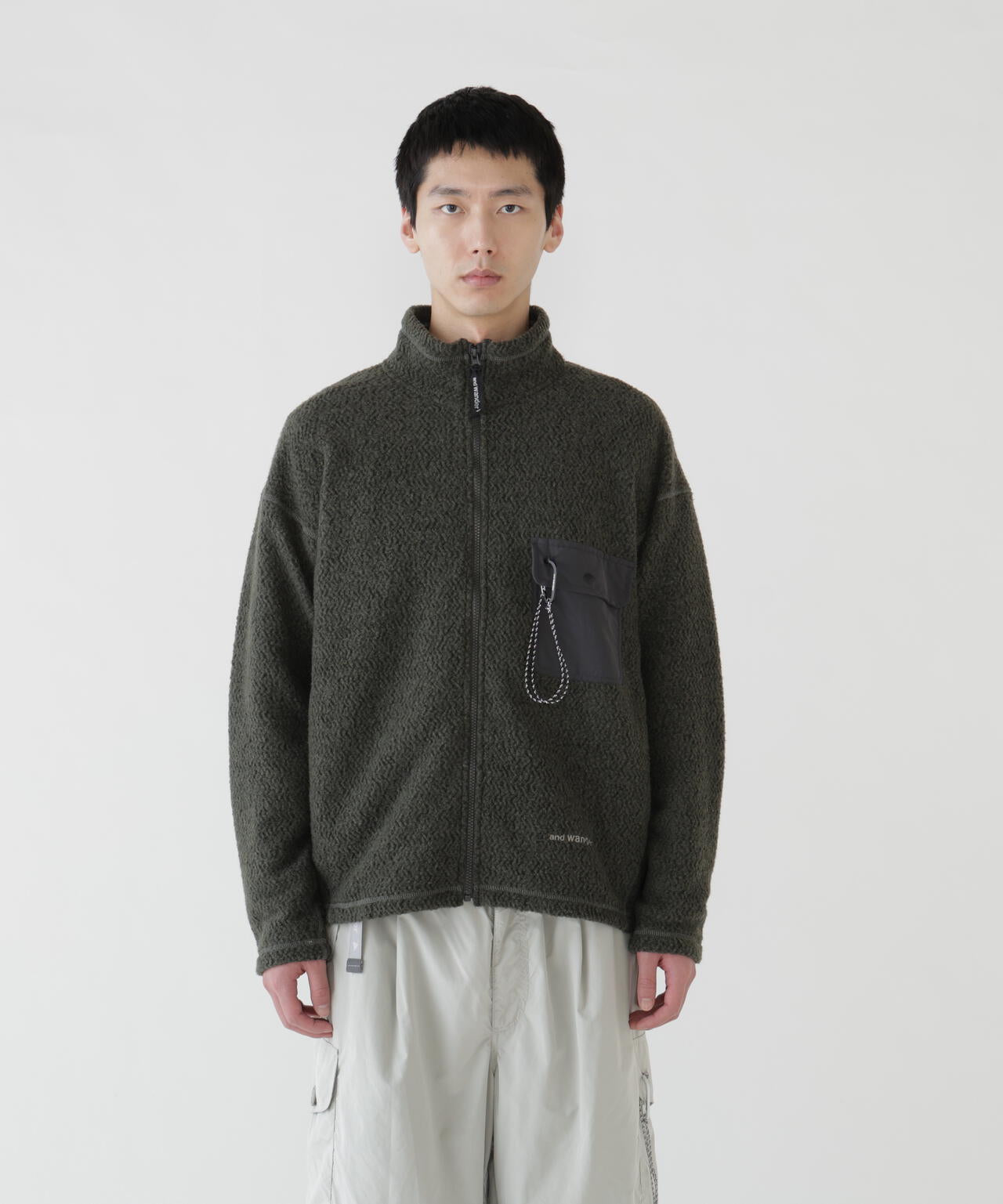 re wool JQ stand zip