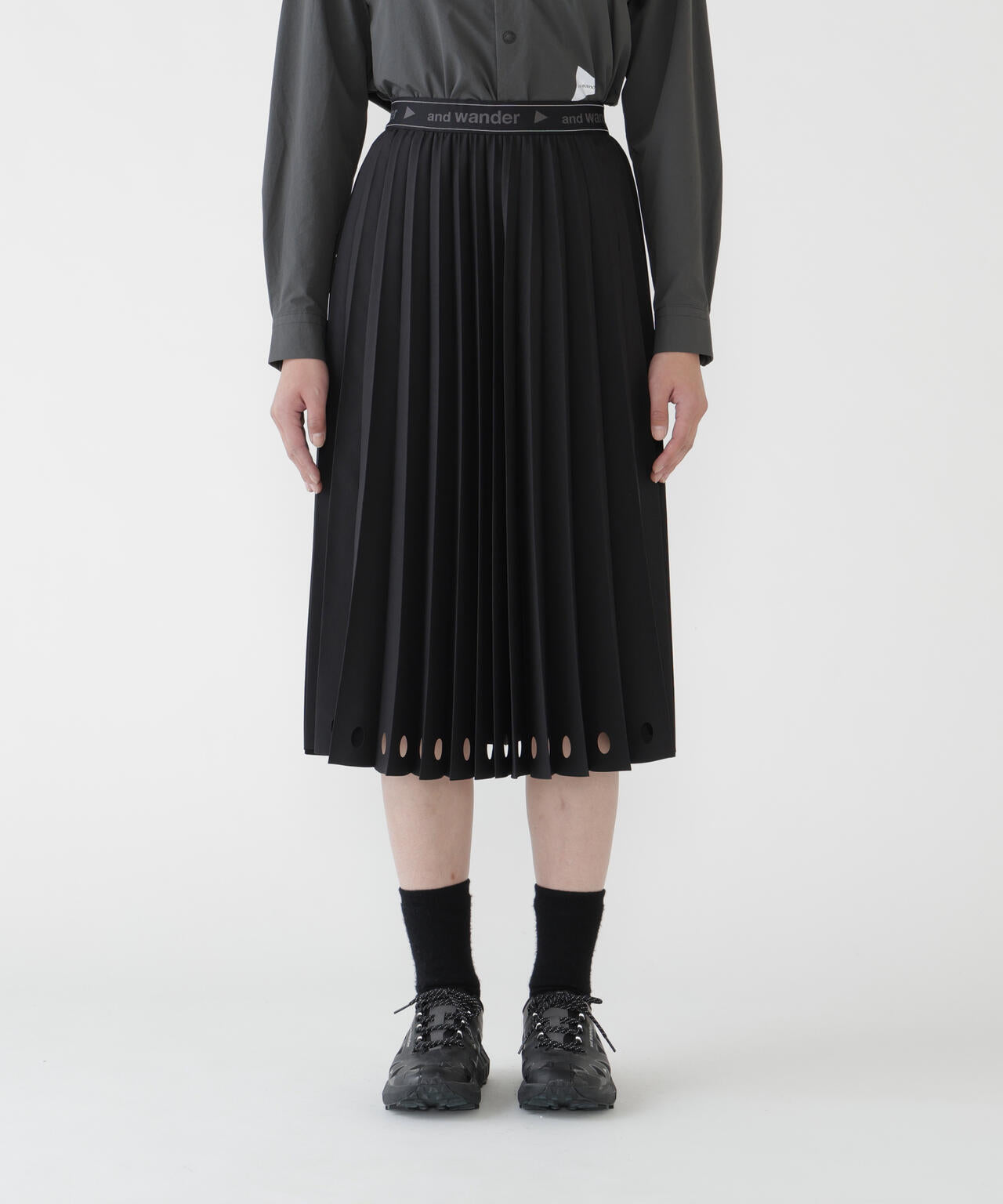 Height:178cm Bust:84cm Waist:60cm Hips:88cm 着用サイズ:WM