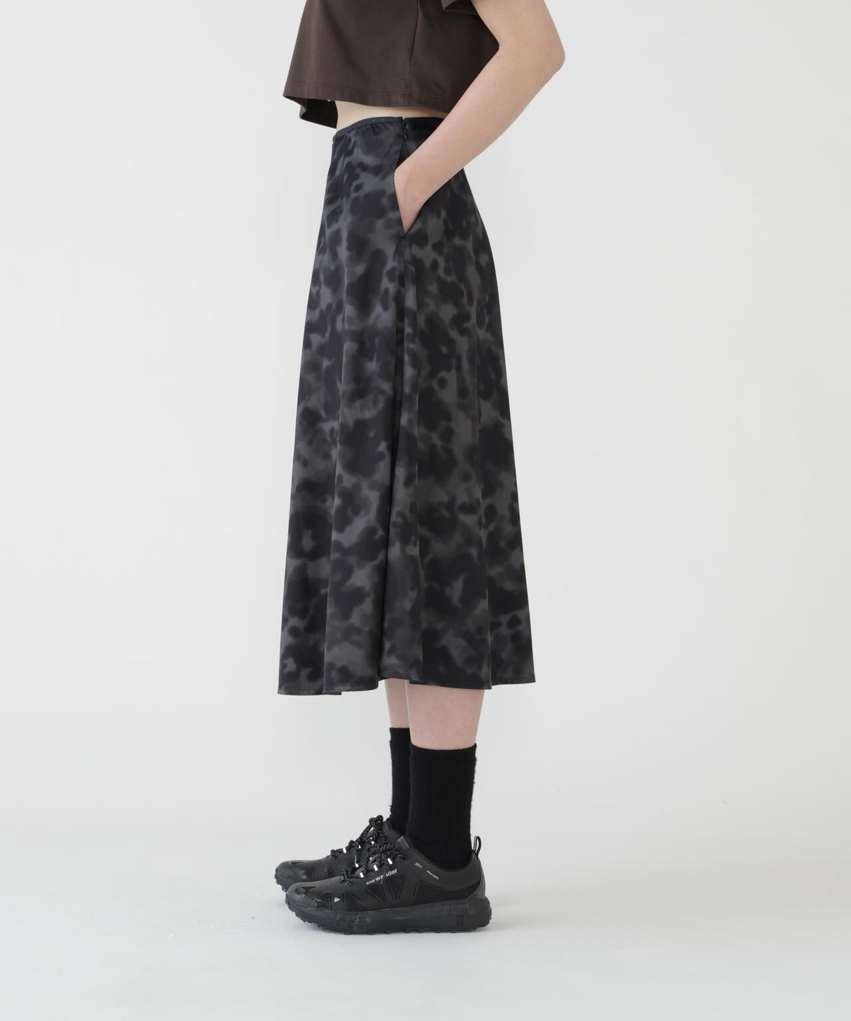 Height:178cm Bust:84cm Waist:60cm Hips:88cm 着用サイズ:WM