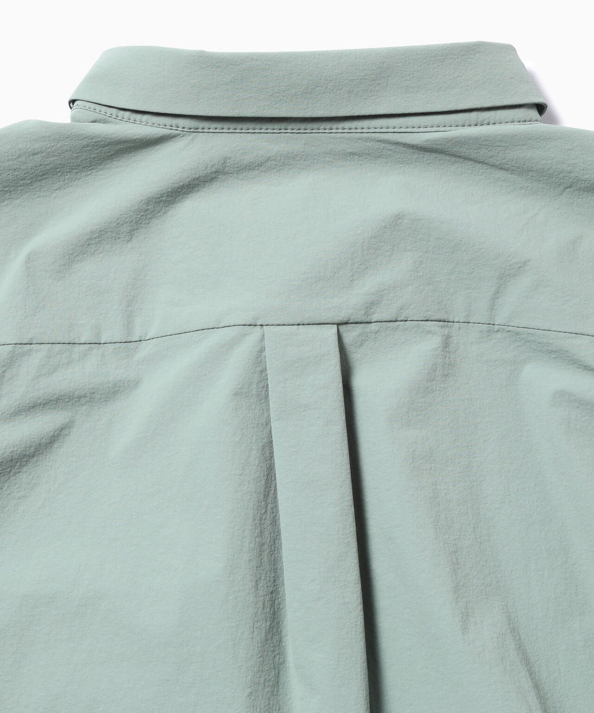 light w cloth shirt
