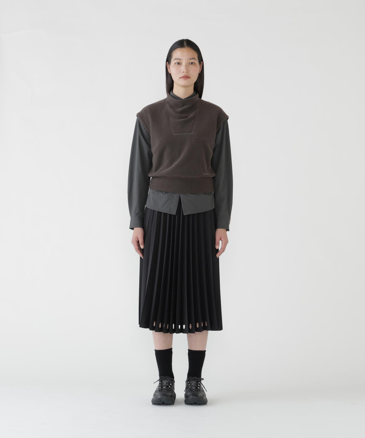 Height:178cm Bust:84cm Waist:60cm Hips:88cm 着用サイズ:WM