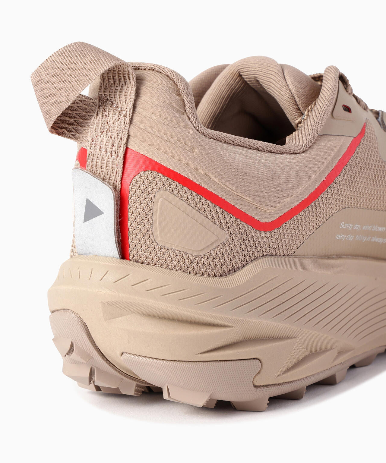 Altra × and wander EXPERIENCE WILD 3+