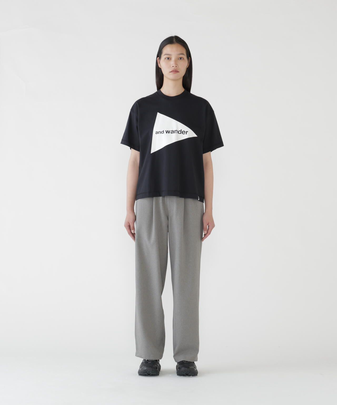 Height:178cm Bust:84cm Waist:60cm Hips:88cm 着用サイズ:WM