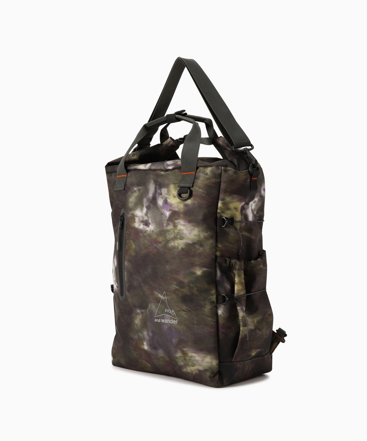 ROA × and wander 2way tote bag camouflage