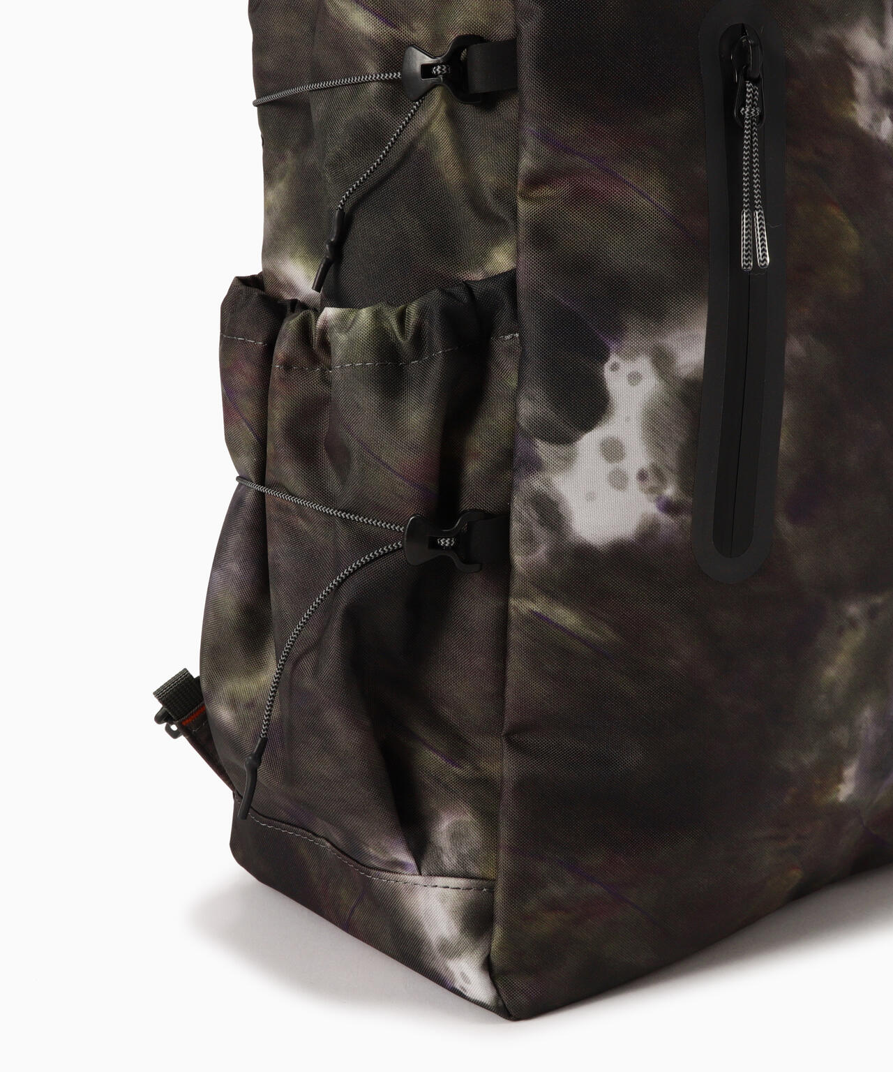 ROA × and wander 2way tote bag camouflage